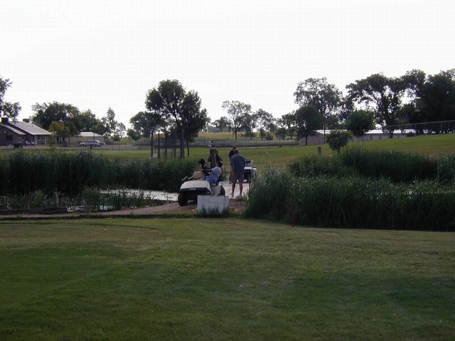 2004/07(July)/06(Golf-Fish-Lake)/640x480_2004-07-30 08-03-49.JPG